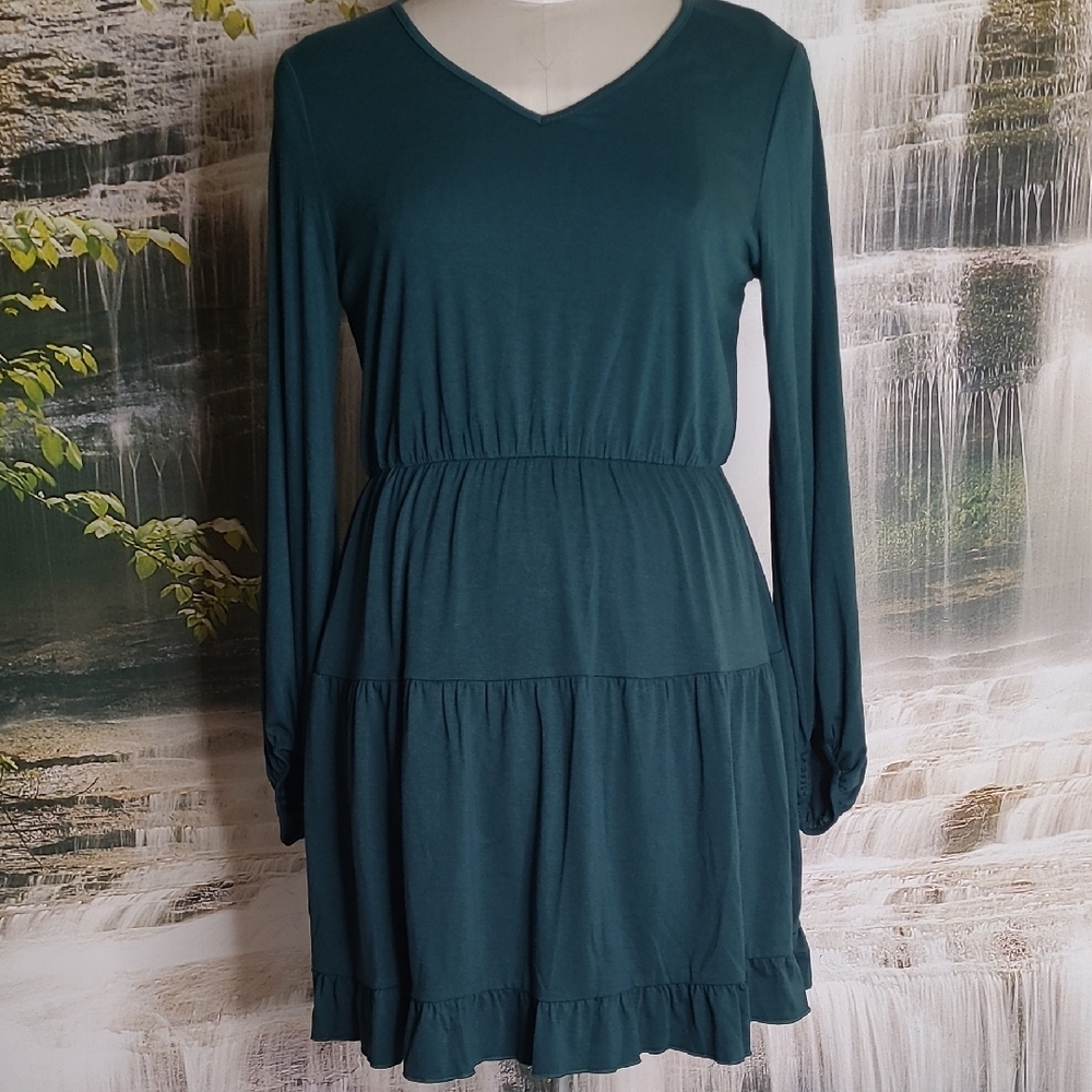 New with tags! Missky Womens Large Dark Green Long Sleeve Tiered Dress